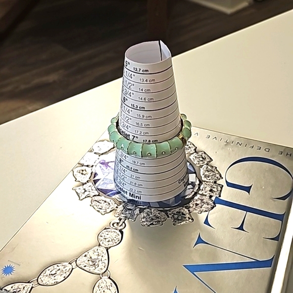 Vintage Gold Tone Enamel & Rhinestone Cuff Clamper Bracelet. - Picture 6 of 8